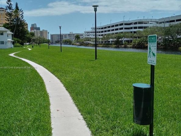 7426 SW 82nd St D221, Miami FL 33143