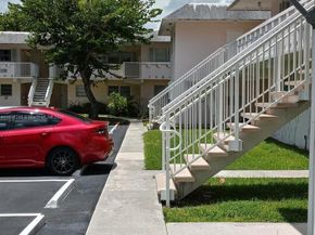 7426 SW 82nd St D221, Miami FL 33143