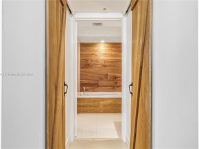1800 Sunset Harbour Dr 2203, Miami Beach FL 33139