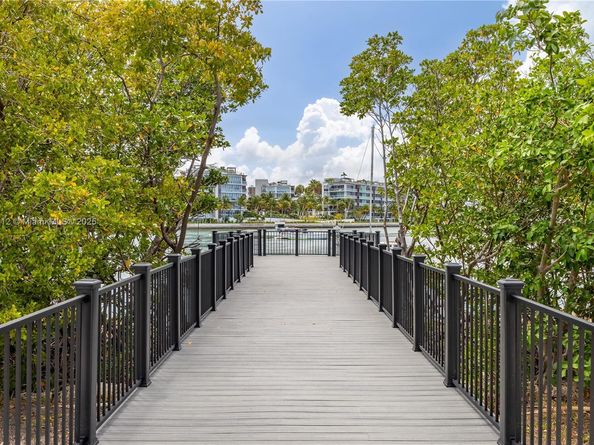 1800 Sunset Harbour Dr 2203, Miami Beach FL 33139