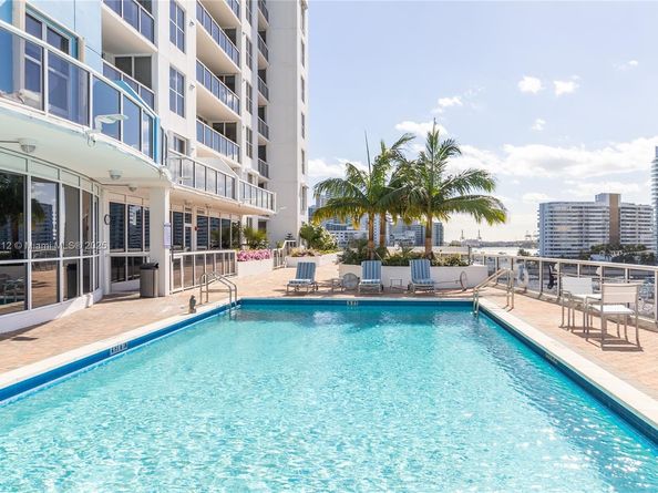 1800 Sunset Harbour Dr 2203, Miami Beach FL 33139