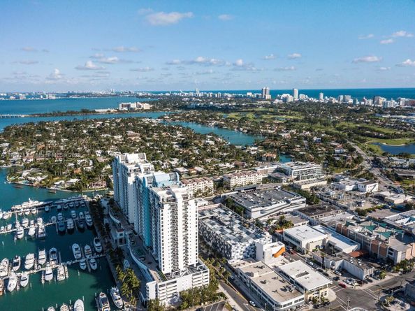 1800 Sunset Harbour Dr 2203, Miami Beach FL 33139
