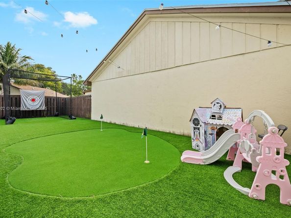 4333 SW 148th Ct, Miami FL 33185