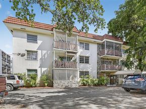 13655 NE 10th Ave 308, North Miami FL 33161