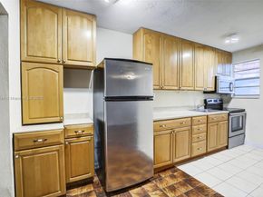 13655 NE 10th Ave 308, North Miami FL 33161