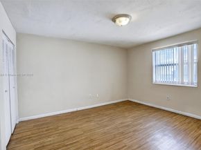 13655 NE 10th Ave 308, North Miami FL 33161