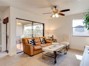 20120 NE 3rd Ct 8, Miami FL 33179