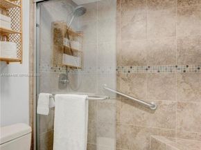 20120 NE 3rd Ct 8, Miami FL 33179