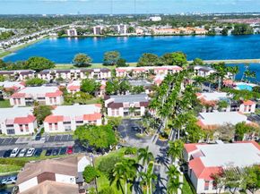 20120 NE 3rd Ct 8, Miami FL 33179