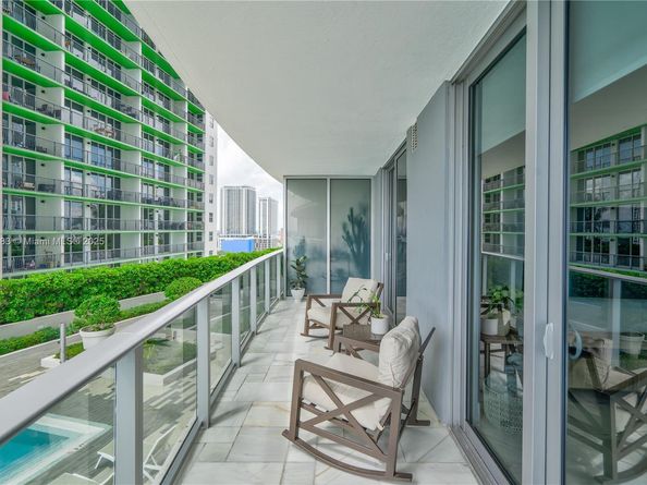 488 NE 18th St 1508, Miami FL 33132