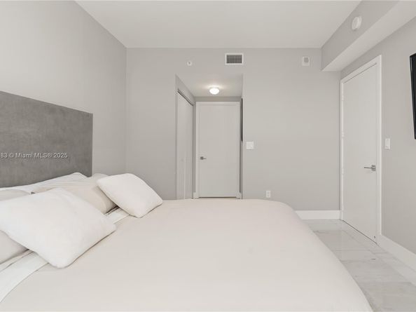 488 NE 18th St 1508, Miami FL 33132