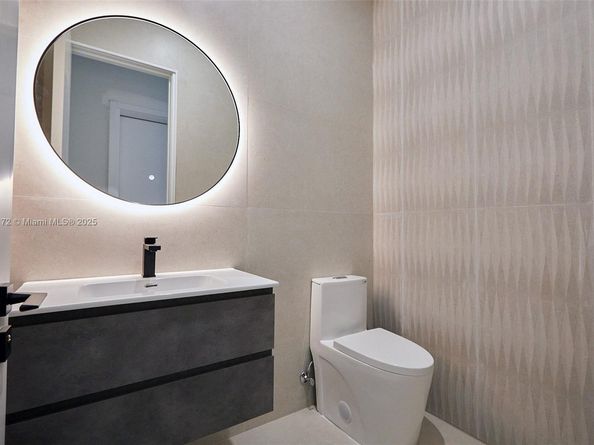 2015 Country Club Prado, Coral Gables FL 33134
