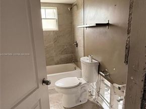 811 SE 4th Ave C106, Dania Beach FL 33004