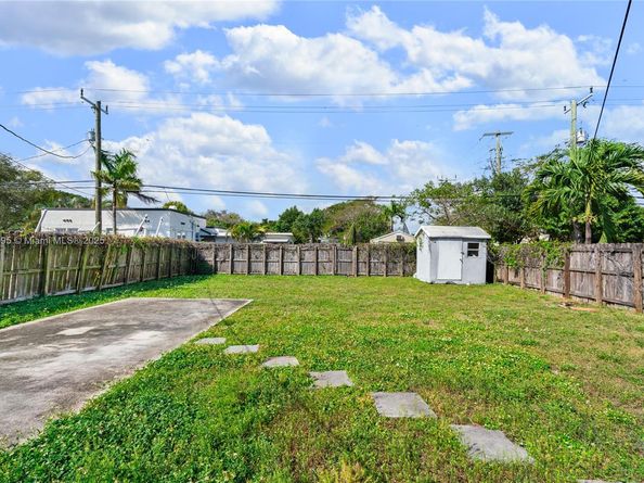1843 SW 4th Ave, Fort Lauderdale FL 33315