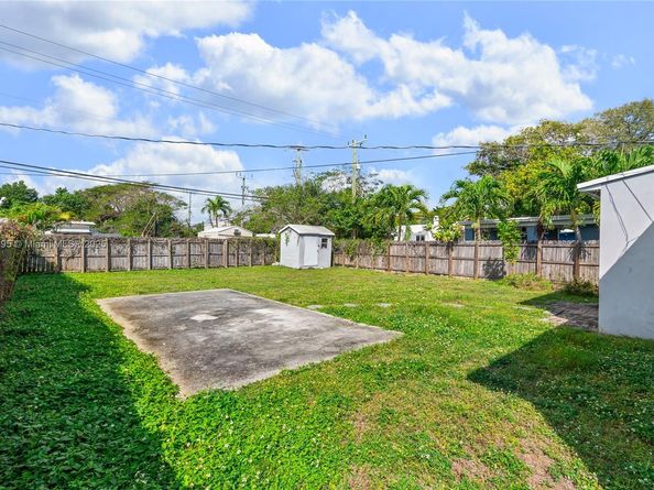 1843 SW 4th Ave, Fort Lauderdale FL 33315
