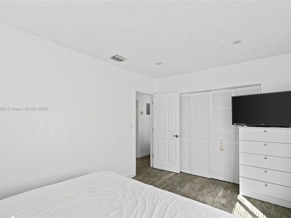 1843 SW 4th Ave, Fort Lauderdale FL 33315