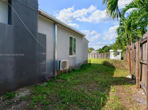 1843 SW 4th Ave, Fort Lauderdale FL 33315