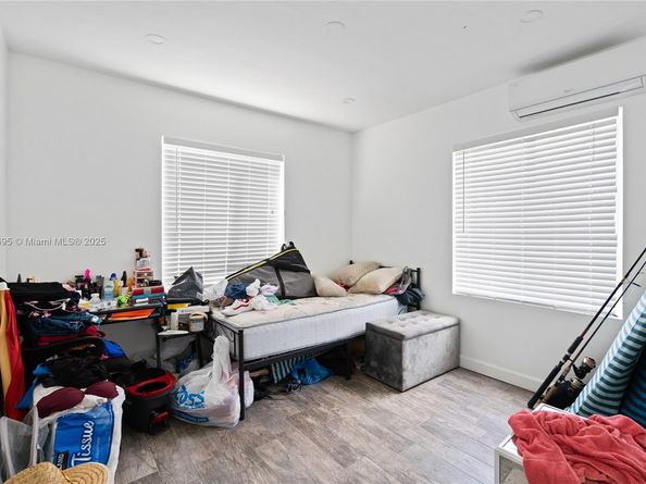 1843 SW 4th Ave, Fort Lauderdale FL 33315
