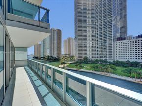 200 Biscayne Boulevard Way 505, Miami FL 33131