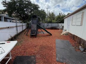 5871 SW 29th Ave, Dania Beach FL 33312