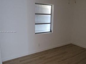 142 SE 4th Ave, Boynton Beach FL 33435