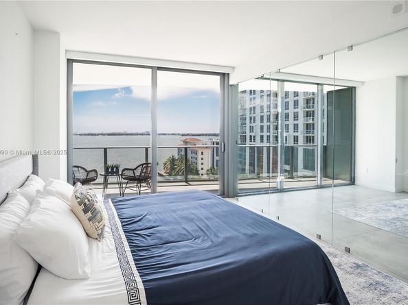 460 NE 28th St 805, Miami FL 33137