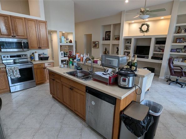 760 SW 190th Ave, Pembroke Pines FL 33029