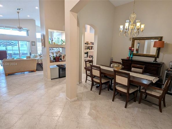 760 SW 190th Ave, Pembroke Pines FL 33029