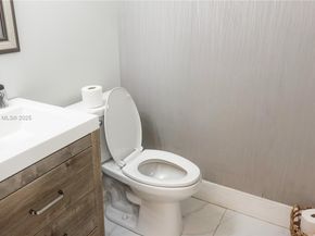 3318 W 106th Ter, Hialeah FL 33018