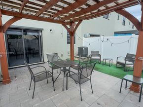 3318 W 106th Ter, Hialeah FL 33018