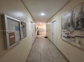 1830 Dixieanna St 406, Hollywood FL 33020