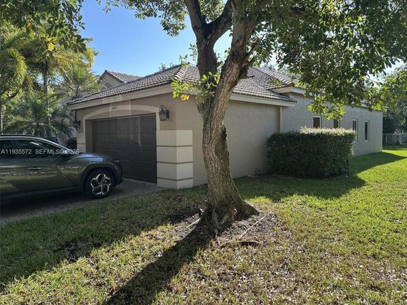 Undisclosed Address #A11935572, Weston FL 33331