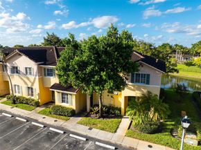 6051 SW 19th Pl, North Lauderdale FL 33068