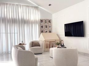 3340 SW 50th St, Hollywood FL 33312