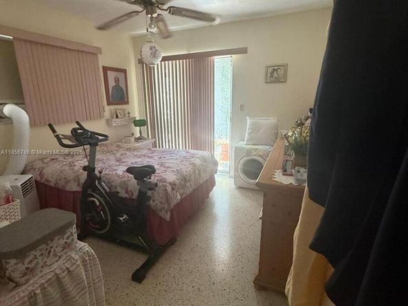 414 SW 15th Ave, Miami FL 33135