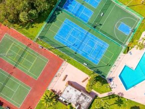 3821 Environ Blvd 403, Lauderhill FL 33319