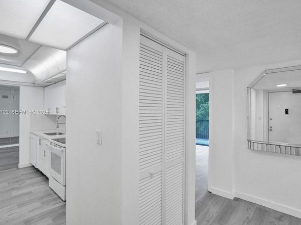 3821 Environ Blvd 403, Lauderhill FL 33319