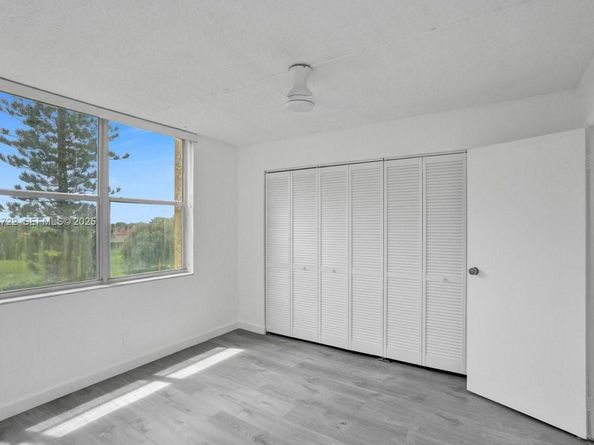 3821 Environ Blvd 403, Lauderhill FL 33319