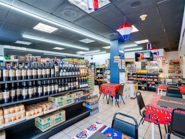 18071 Biscayne Blvd PH03 & PH04, Aventura FL 33160