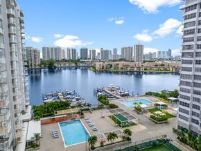18071 Biscayne Blvd PH03 & PH04, Aventura FL 33160