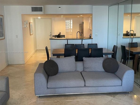 1717 N Bayshore Dr A2548, Miami FL 33132
