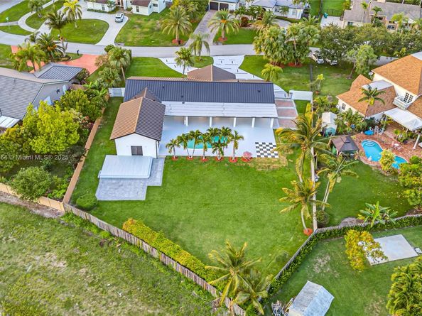 10600 SW 140th St, Miami FL 33176