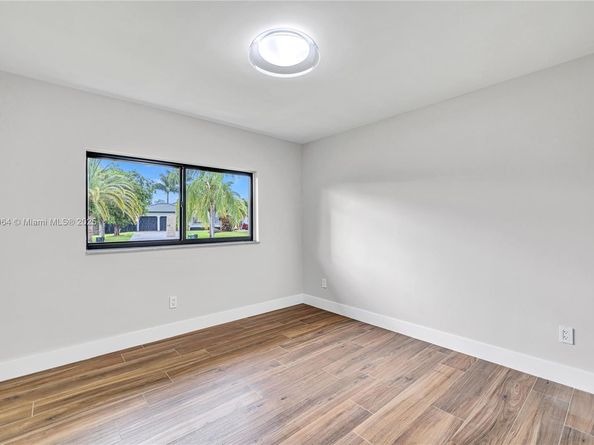 10600 SW 140th St, Miami FL 33176