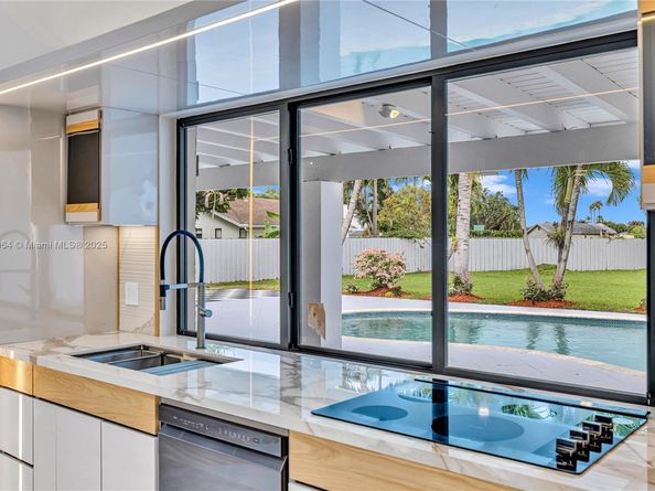 10600 SW 140th St, Miami FL 33176