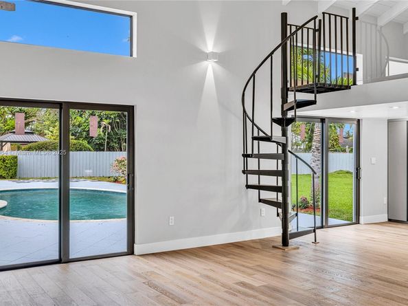 10600 SW 140th St, Miami FL 33176