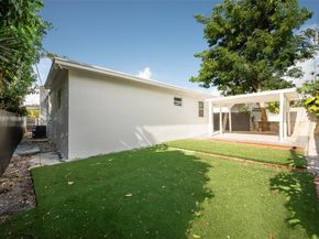 1511 SW 20th Ct, Miami FL 33145