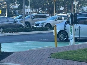 3200 NE 36th St 321, Fort Lauderdale FL 33308