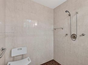 6744 N Pine Island Rd, Tamarac FL 33321