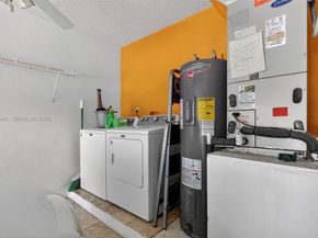 6744 N Pine Island Rd, Tamarac FL 33321