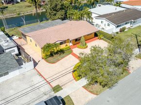 4600 SW 104th Ave, Miami FL 33165
